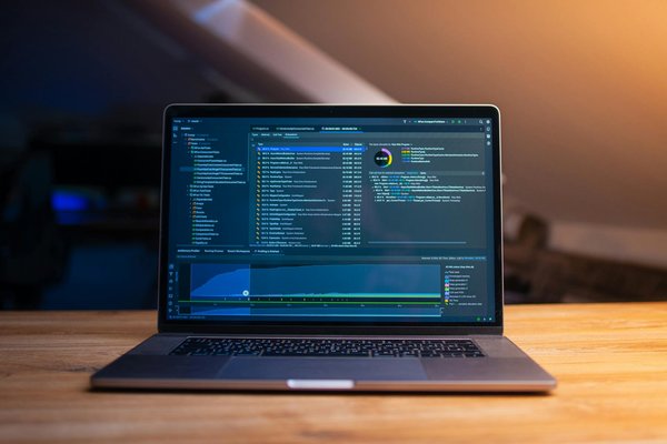 Guide Ultime pour Trouver l'Influenceur Idéal qui Élevera Votre Marque
